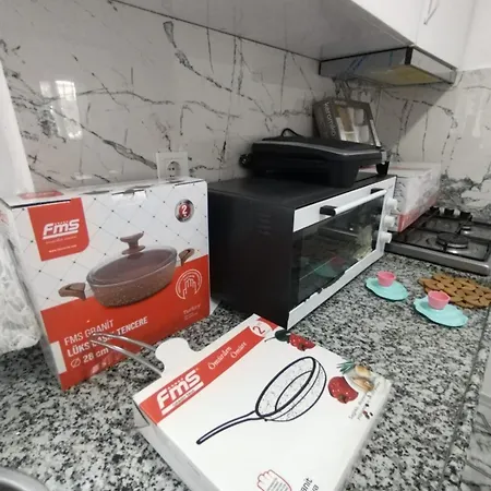 Sahile 40m Dsi Ve Tmo Kamp Yani, Aile Icin Uygun Apartamento