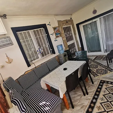 Apartment Sahile 40m Dsi Ve Tmo Kamp Yani, Aile Icin Uygun Gumuldur