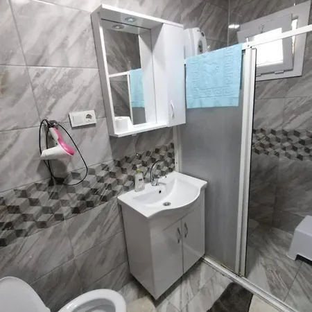 Sahile 40m Dsi Ve Tmo Kamp Yani, Aile Icin Uygun * Gumuldur